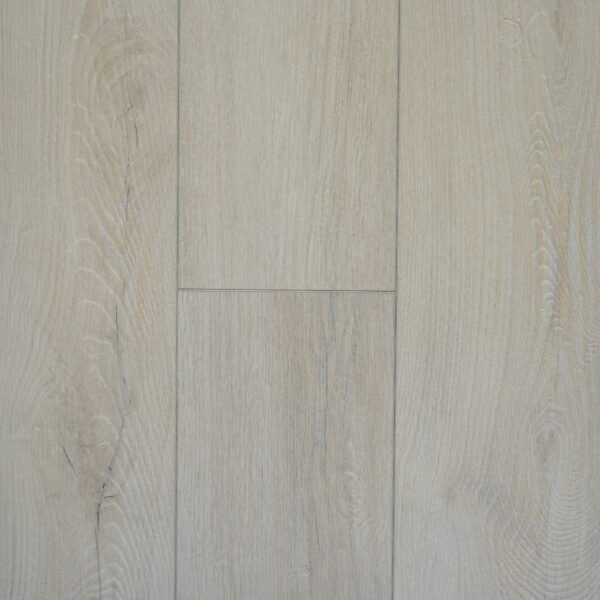 LUXURY VINYL Item Code: 5602 Color: KEARNY OAK SIZE: 1520*182*7.5mm